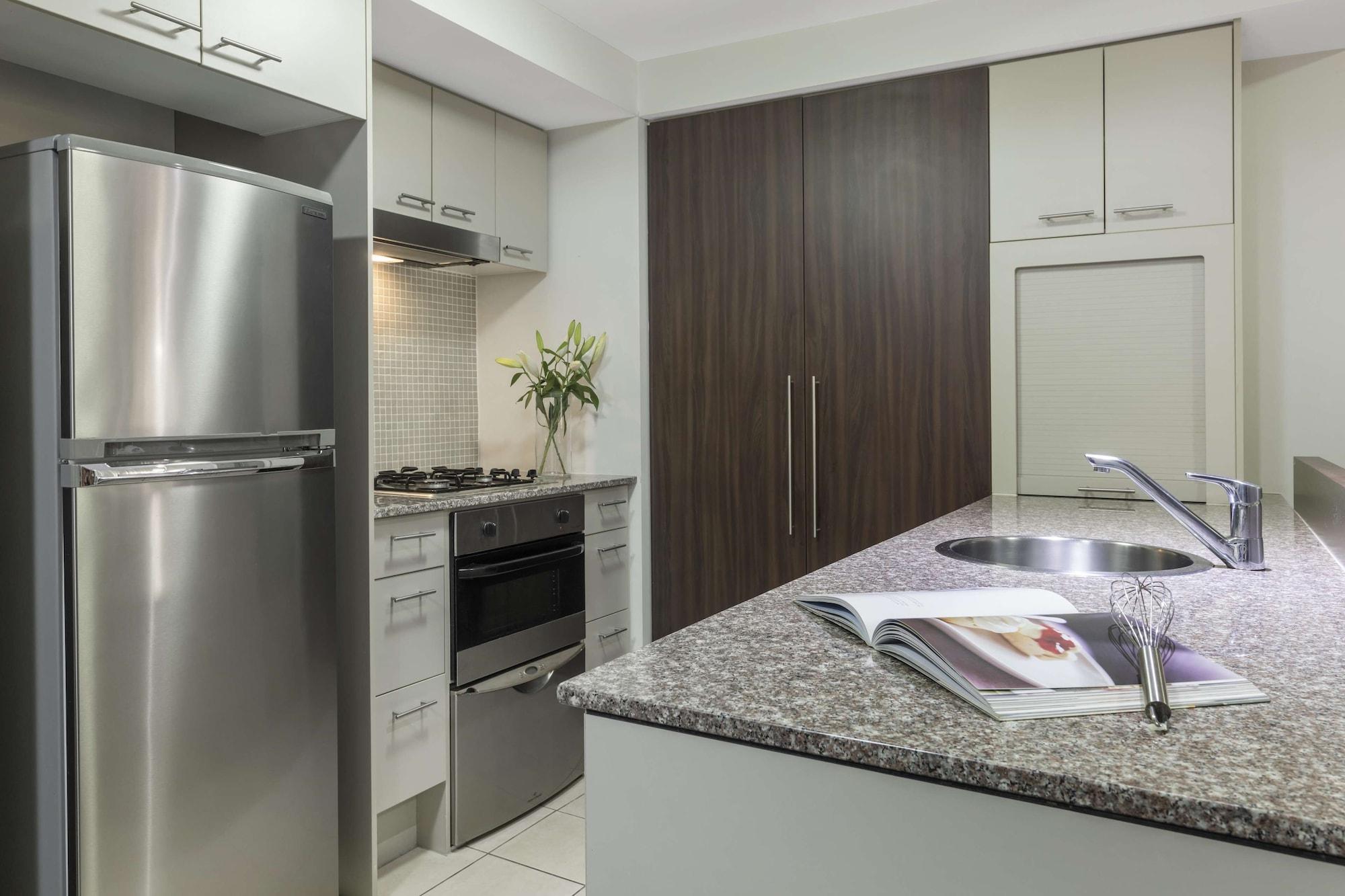 Oaks Brisbane Aurora Suites מראה חיצוני תמונה