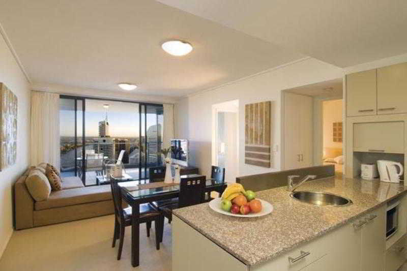 Oaks Brisbane Aurora Suites מראה חיצוני תמונה